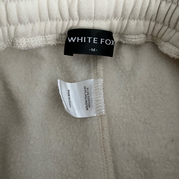WHITE FOX Joggers - Picture 3 of 5